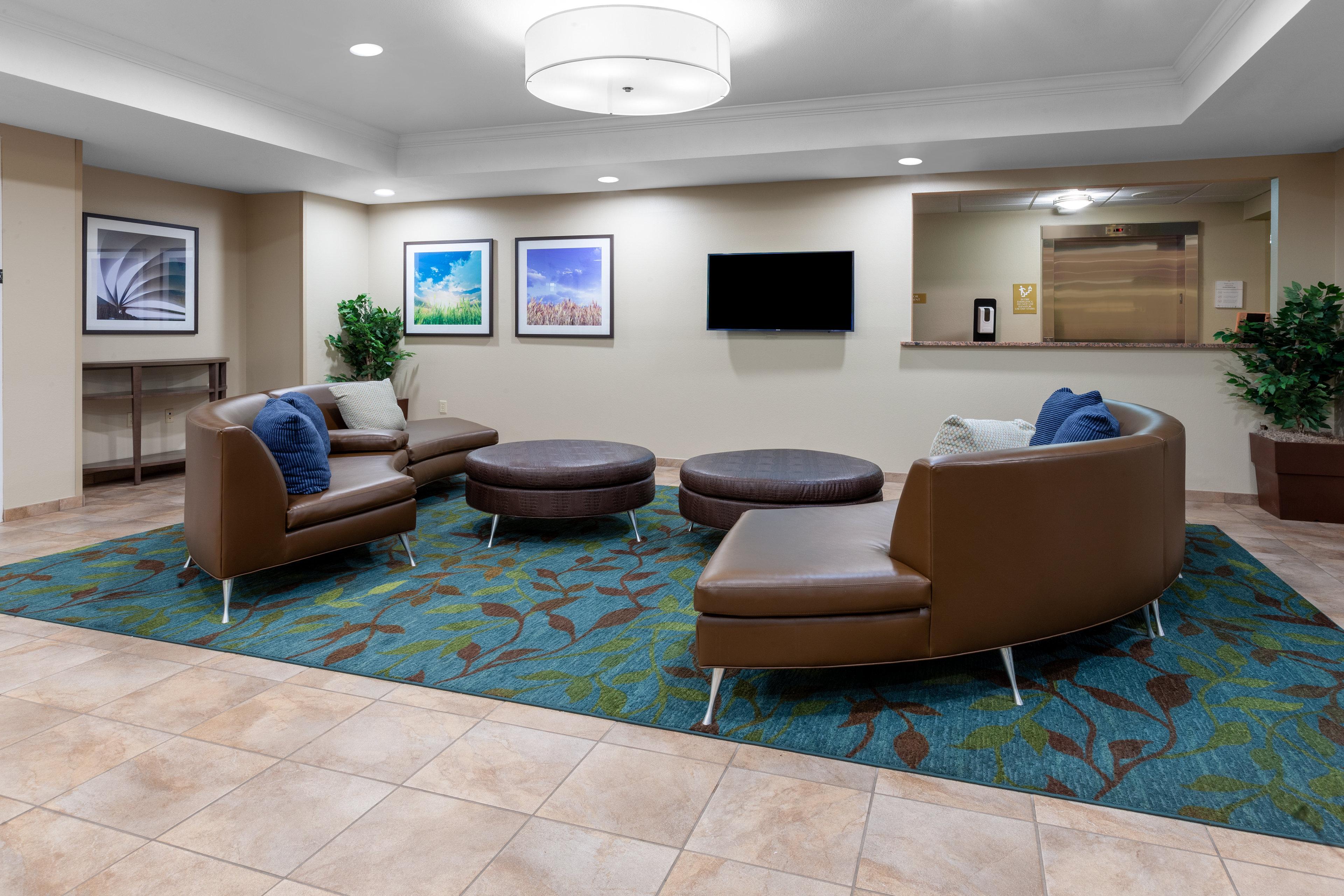 Candlewood By Ihg 2*